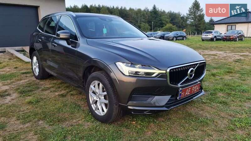 Внедорожник / Кроссовер Volvo XC60 2019 в 