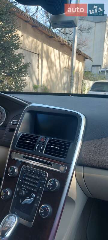 Позашляховик / Кросовер Volvo XC60 2013 в Києві