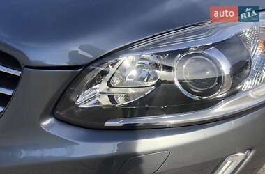 Внедорожник / Кроссовер Volvo XC60 2016 в 