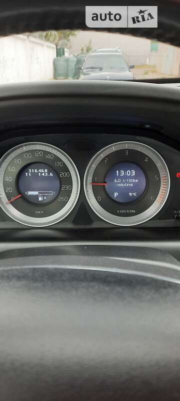 Внедорожник / Кроссовер Volvo XC60 2010 в Ровно фото 4 Внедорожник / Кроссовер Volvo XC60 2010 в Ровно