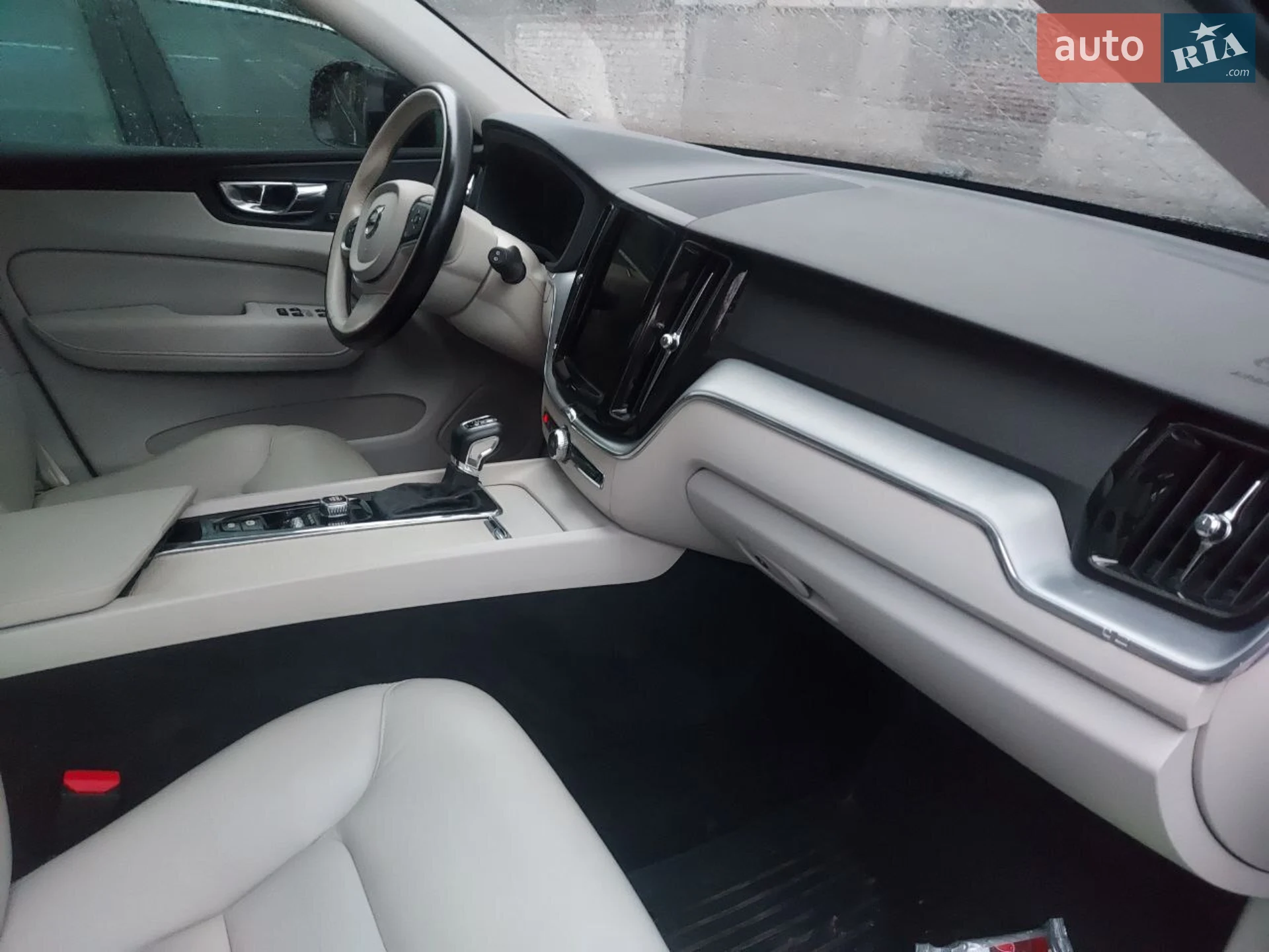 2018 Volvo XC60 - мініатюра 10
