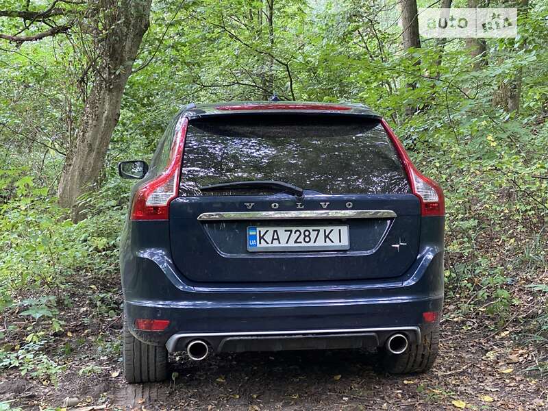 Внедорожник / Кроссовер Volvo XC60 2014 в Киеве