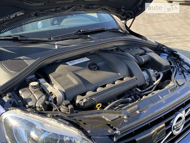 Внедорожник / Кроссовер Volvo XC60 2014 в Киеве