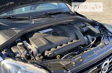 Внедорожник / Кроссовер Volvo XC60 2014 в 
