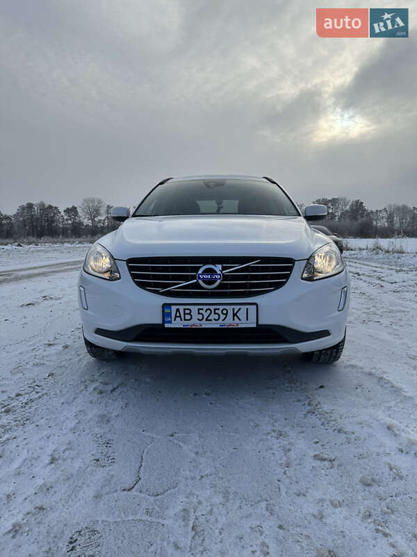 Внедорожник / Кроссовер Volvo XC60 2017 в Баре