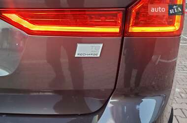 Внедорожник / Кроссовер Volvo XC60 2023 в 