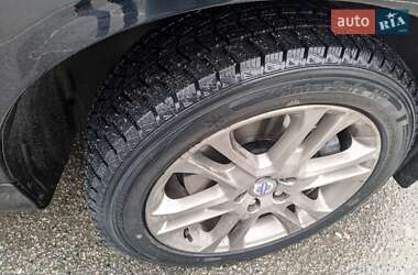 Позашляховик / Кросовер Volvo XC60 2015 в 