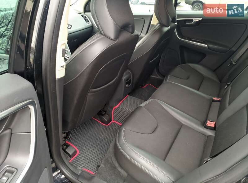 Внедорожник / Кроссовер Volvo XC60 2015 в Белой Церкви фото 12 Внедорожник / Кроссовер Volvo XC60 2015 в Белой Церкви