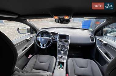 Внедорожник / Кроссовер Volvo XC60 2014 в 