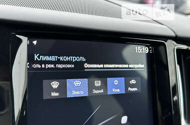Позашляховик / Кросовер Volvo XC60 2019 в Києві