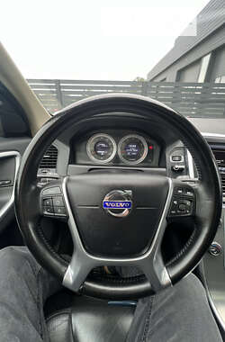 Позашляховик / Кросовер Volvo XC60 2011 в Вараші