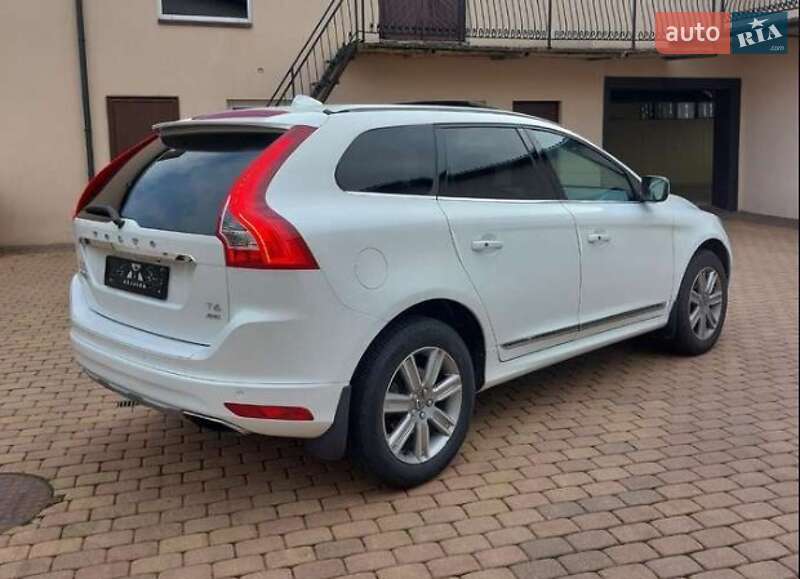 Внедорожник / Кроссовер Volvo XC60 2016 в Львове