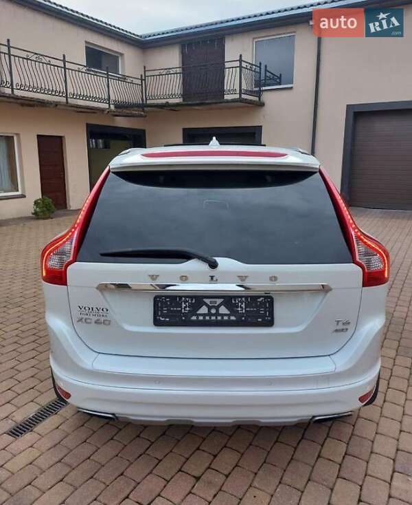 Внедорожник / Кроссовер Volvo XC60 2016 в Львове