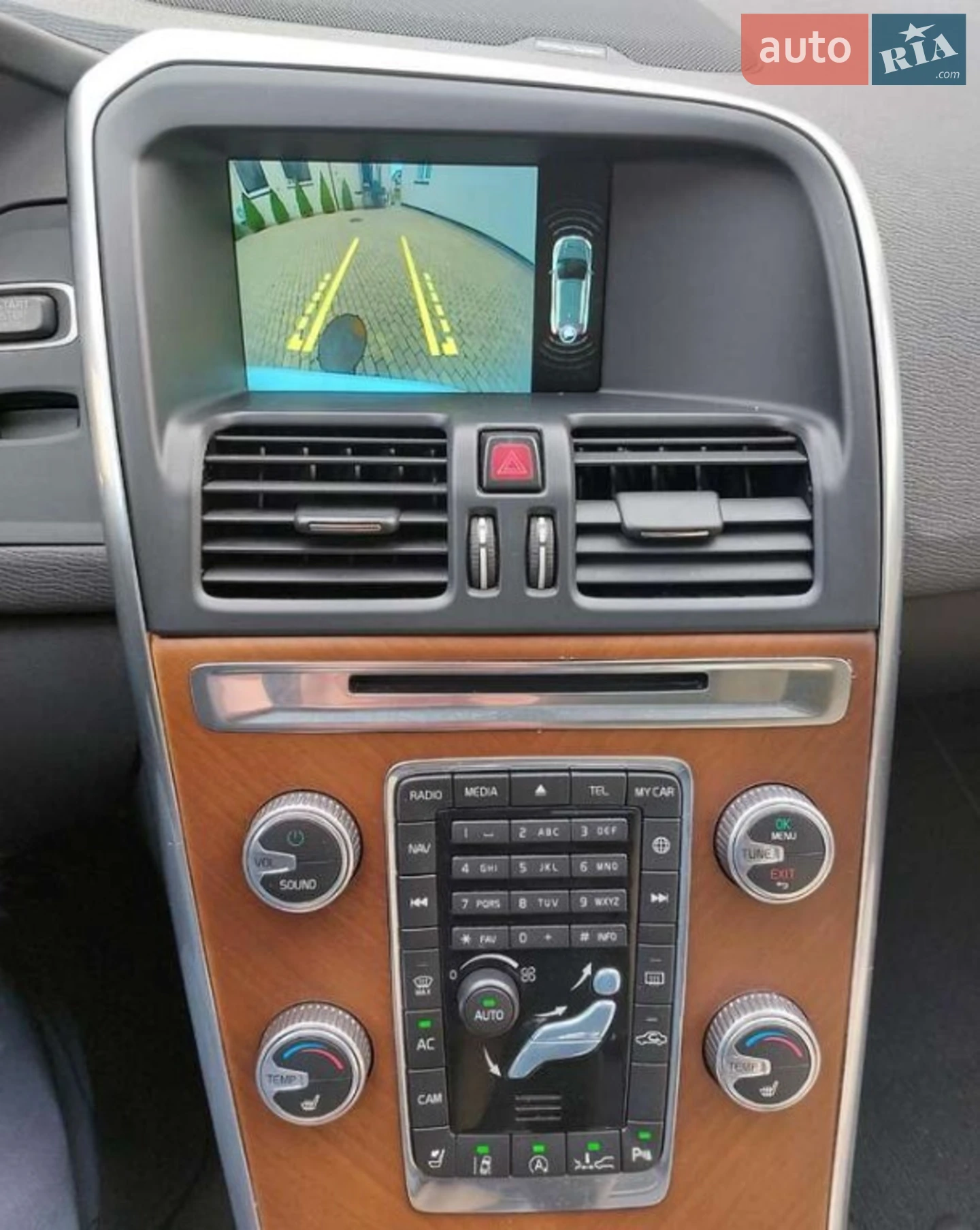 2016 Volvo XC60 - мініатюра 10