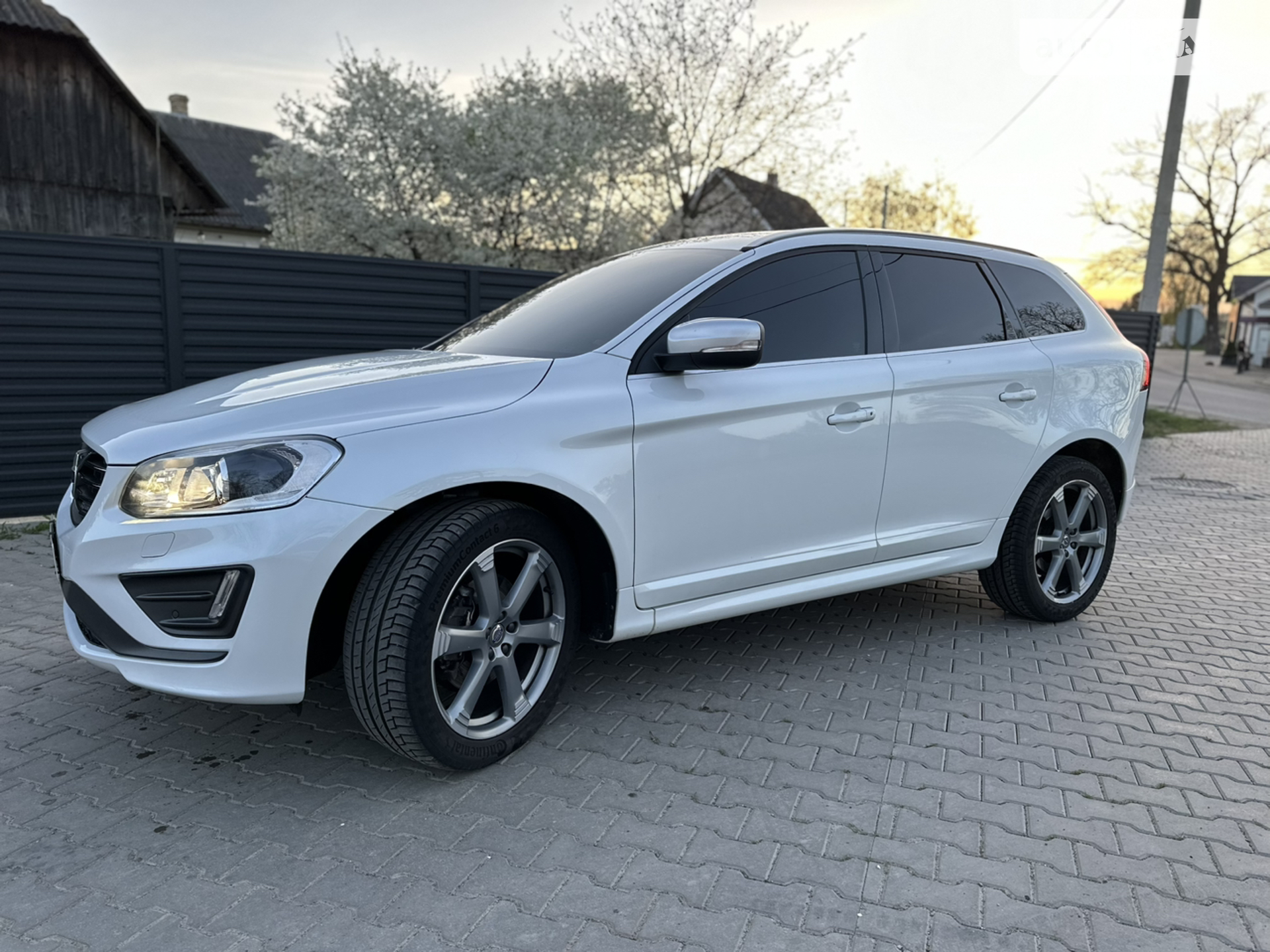 2015 Volvo XC60 - мініатюра 17