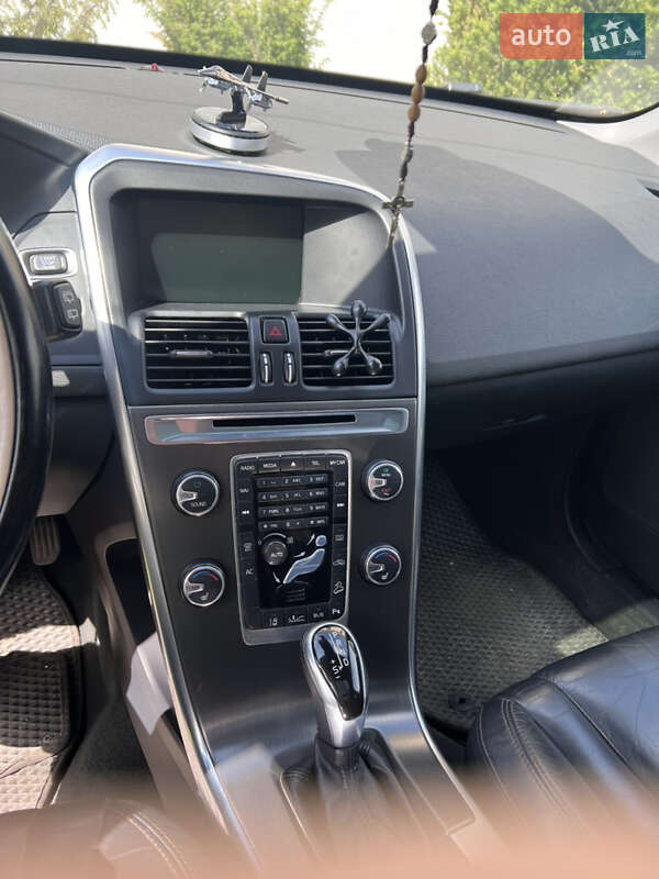 Внедорожник / Кроссовер Volvo XC60 2013 в Львове фото 117 Внедорожник / Кроссовер Volvo XC60 2013 в Львове