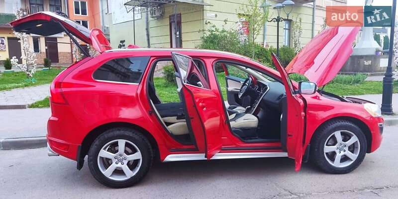 Внедорожник / Кроссовер Volvo XC60 2012 в Стрые