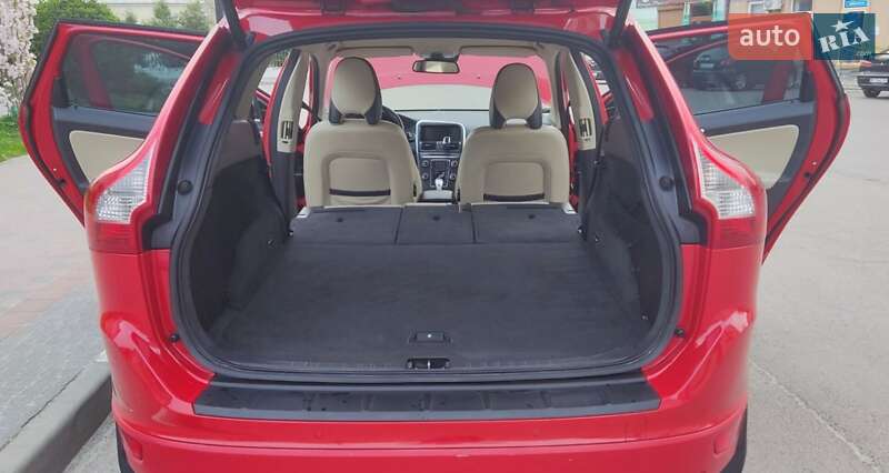 Внедорожник / Кроссовер Volvo XC60 2012 в Стрые