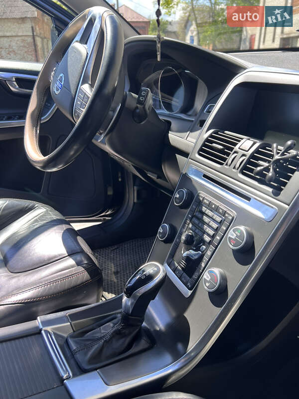 Внедорожник / Кроссовер Volvo XC60 2013 в Львове фото 4 Внедорожник / Кроссовер Volvo XC60 2013 в Львове
