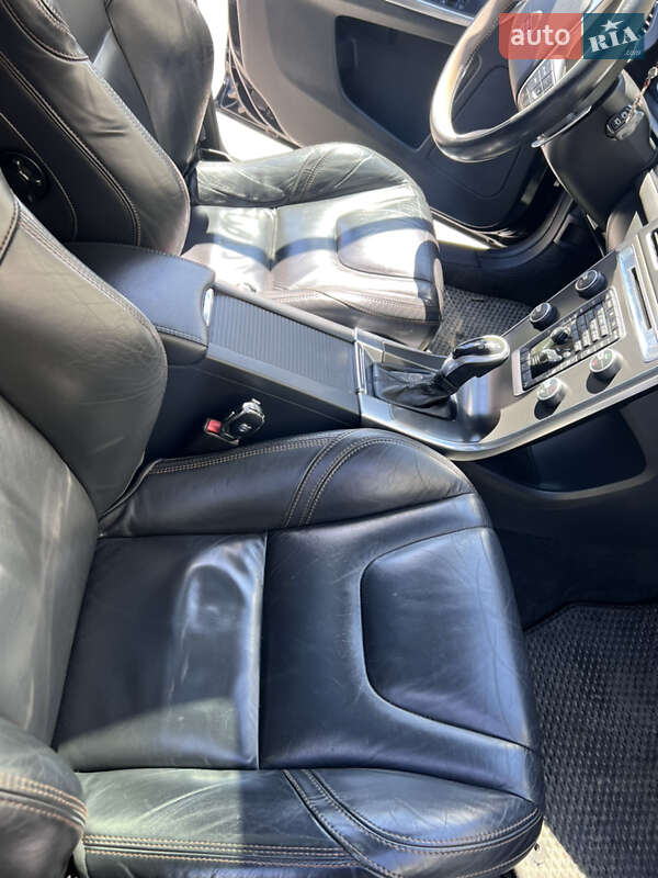 Внедорожник / Кроссовер Volvo XC60 2013 в Львове фото 9 Внедорожник / Кроссовер Volvo XC60 2013 в Львове