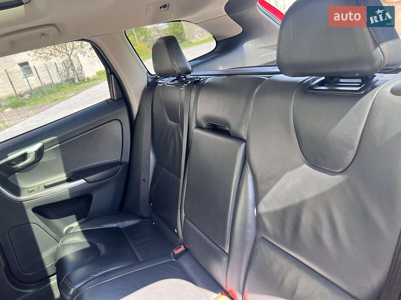 Внедорожник / Кроссовер Volvo XC60 2013 в Львове фото 50 Внедорожник / Кроссовер Volvo XC60 2013 в Львове