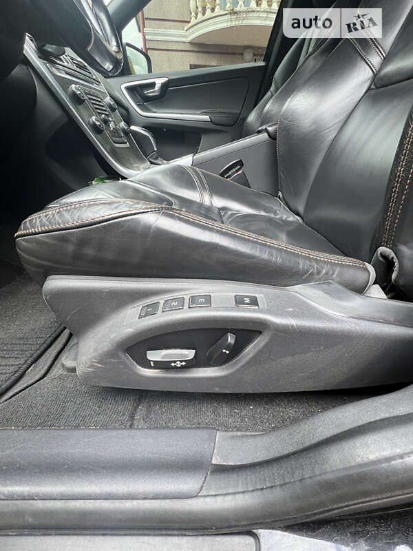 Внедорожник / Кроссовер Volvo XC60 2014 в Луцке
