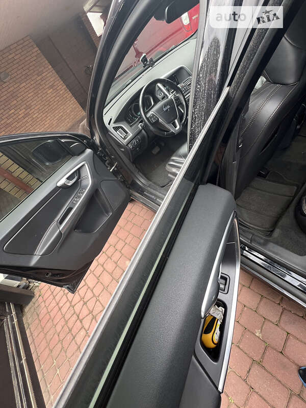 Внедорожник / Кроссовер Volvo XC60 2014 в Луцке