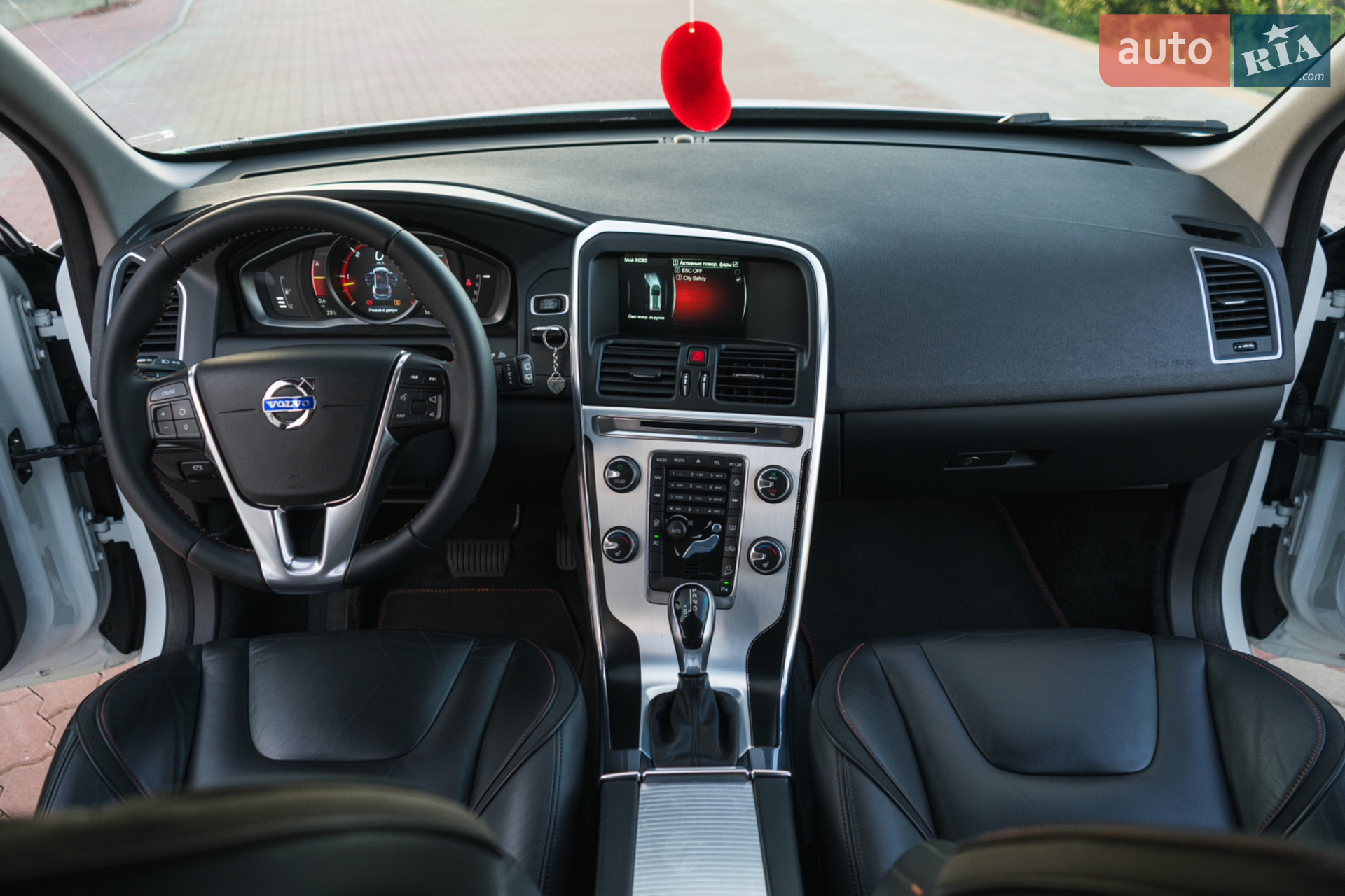 2016 Volvo XC60 - мініатюра 19