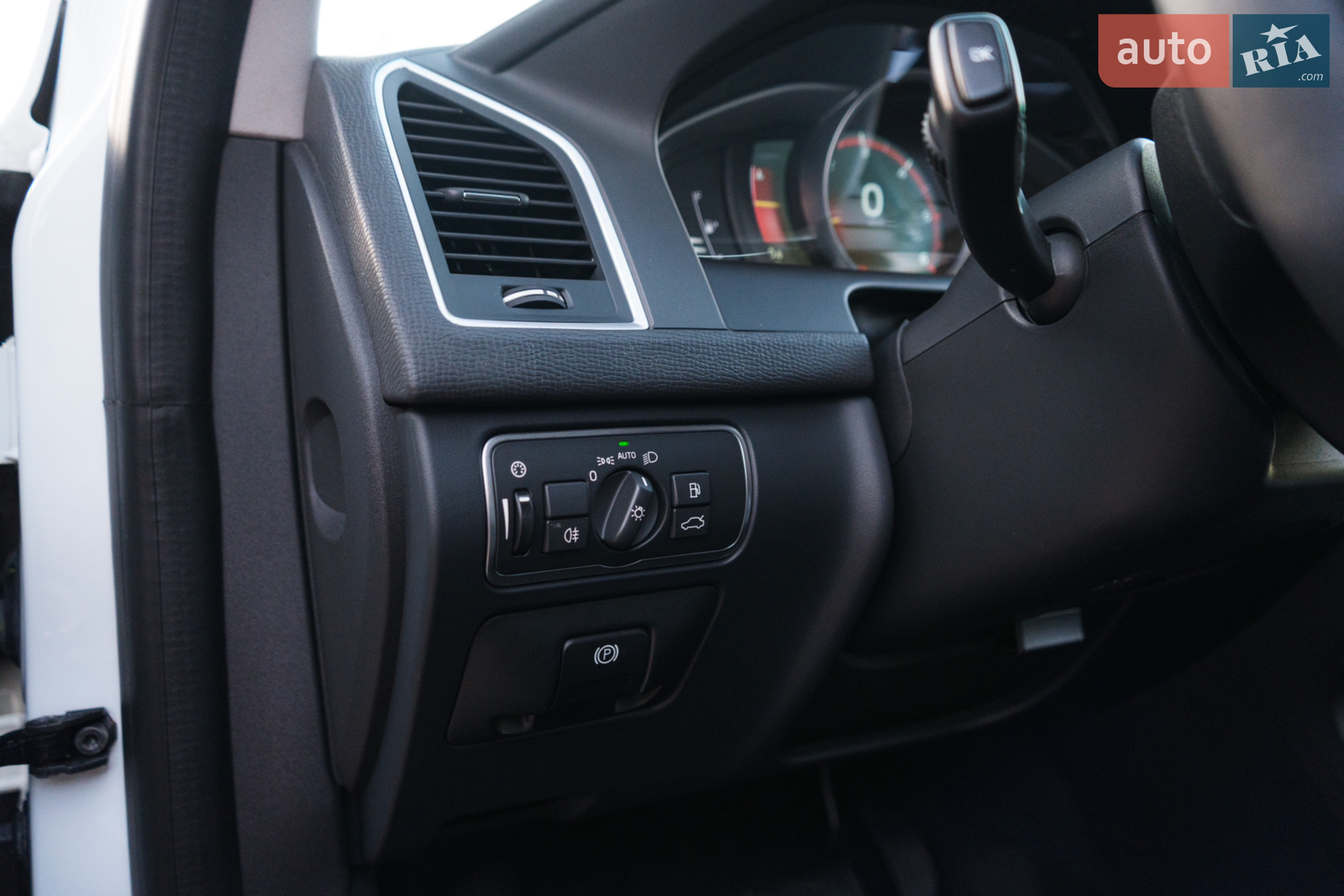 2016 Volvo XC60 - мініатюра 25