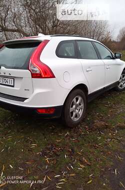 Внедорожник / Кроссовер Volvo XC60 2009 в Костополе