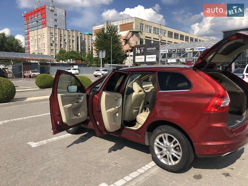 Внедорожник / Кроссовер Volvo XC60 2014 в Львове