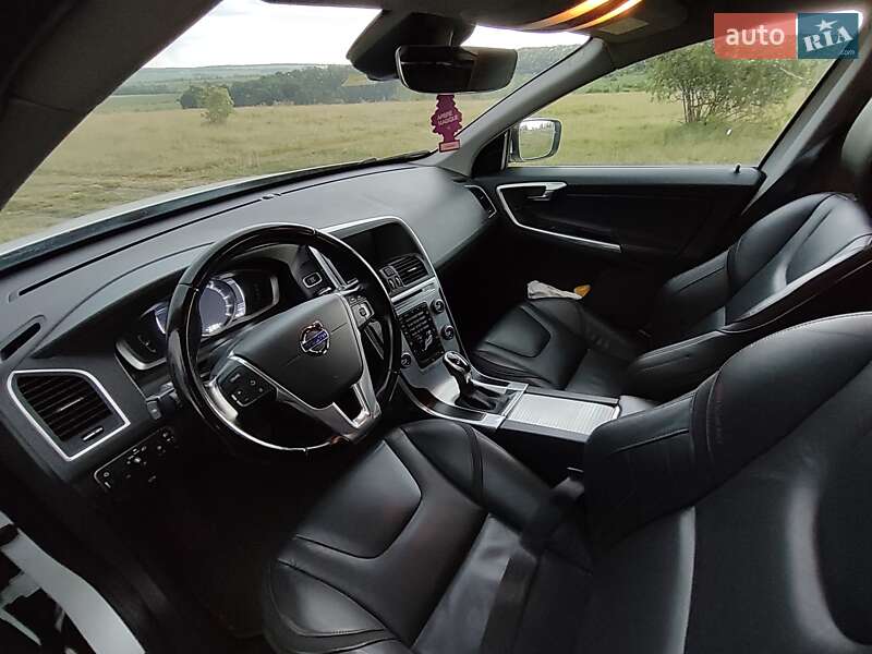 Внедорожник / Кроссовер Volvo XC60 2015 в Баре фото 31 Внедорожник / Кроссовер Volvo XC60 2015 в Баре