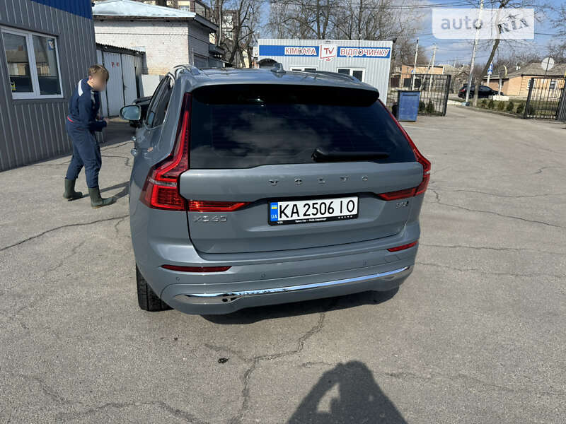 Внедорожник / Кроссовер Volvo XC60 2022 в Киеве