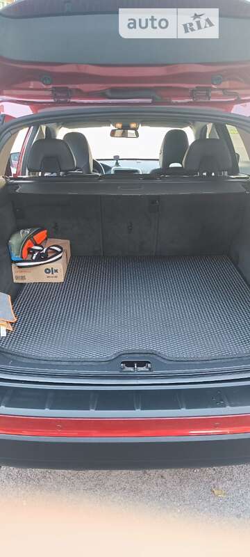 Позашляховик / Кросовер Volvo XC60 2012 в Ірпені