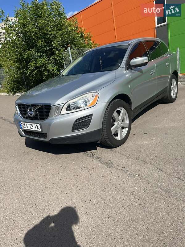 Volvo XC60 2012