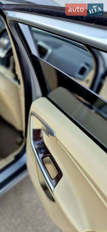 Внедорожник / Кроссовер Volvo XC60 2014 в Андрушевке