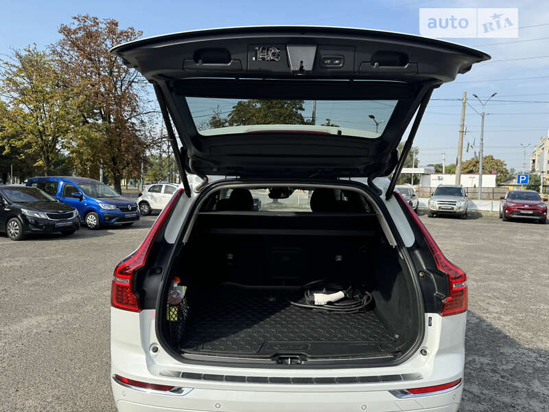 Внедорожник / Кроссовер Volvo XC60 2020 в Днепре