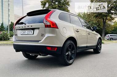 Внедорожник / Кроссовер Volvo XC60 2012 в Киеве