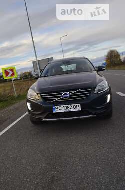 Внедорожник / Кроссовер Volvo XC60 2017 в 