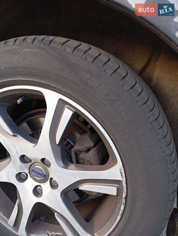 Внедорожник / Кроссовер Volvo XC60 2011 в Харькове