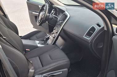 Позашляховик / Кросовер Volvo XC60 2015 в 