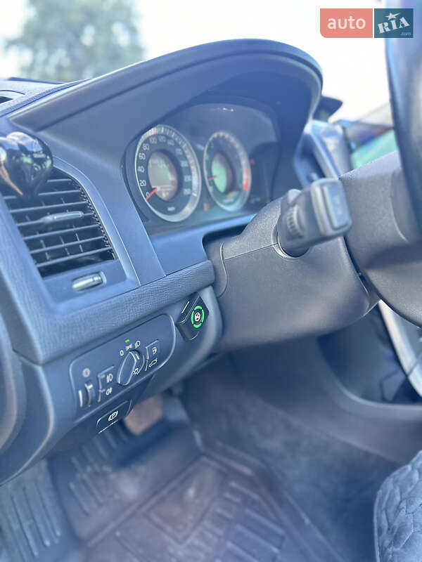 Внедорожник / Кроссовер Volvo XC60 2009 в Киеве