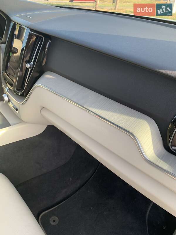 Позашляховик / Кросовер Volvo XC60 2023 в Кременчуці