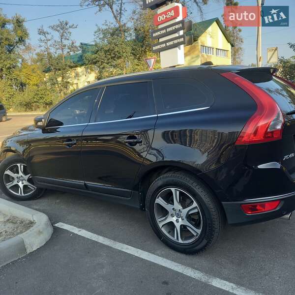 Внедорожник / Кроссовер Volvo XC60 2012 в Буче