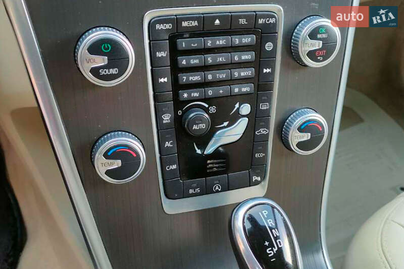Внедорожник / Кроссовер Volvo XC60 2016 в Одессе