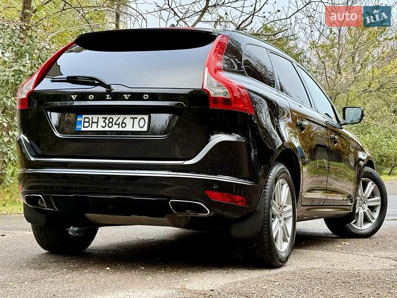 Внедорожник / Кроссовер Volvo XC60 2015 в Одессе