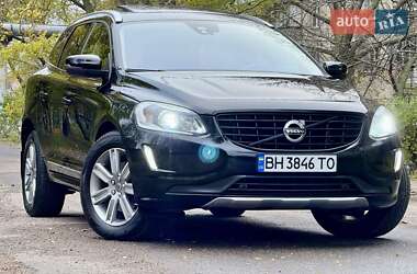 Внедорожник / Кроссовер Volvo XC60 2015 в 