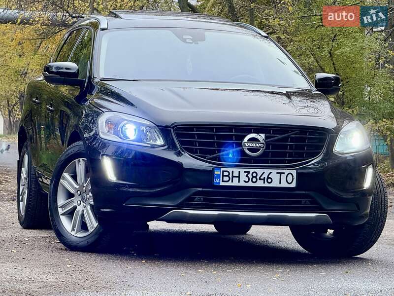Внедорожник / Кроссовер Volvo XC60 2015 в Одессе