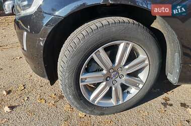 Внедорожник / Кроссовер Volvo XC60 2015 в 