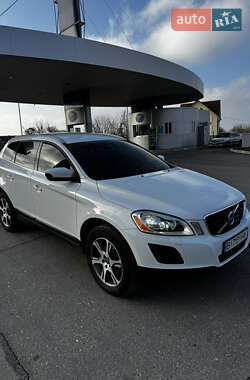 Внедорожник / Кроссовер Volvo XC60 2011 в Миргороде